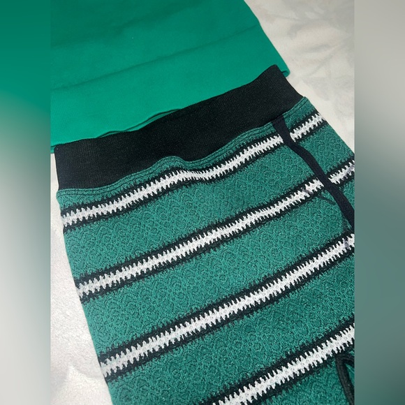 NEW FREE PEOPLE SET - Picture 5 of 13